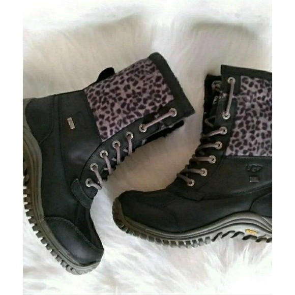 UGG Australia Adirondack Boots Leopard WATERPROOF LEATHER Size 6 WOMENS Size 6 - Picture 5 of 10